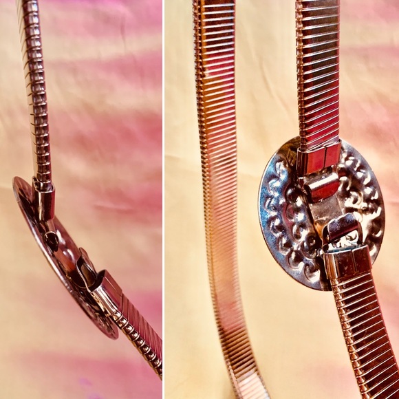 Vintage Gold Tone Serpentine Coil Stretch Belt - Picture 8 of 10